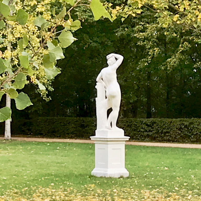 Foto: Statue im Georgium Dessau